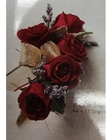 5 rose corsage
